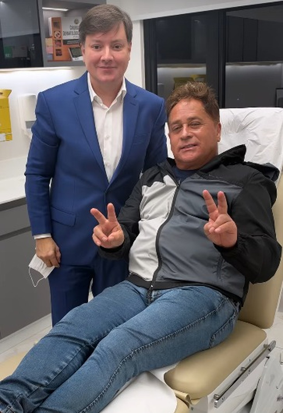 Leonardo faz procedimento estético — Foto: Reprodução/Instagram
