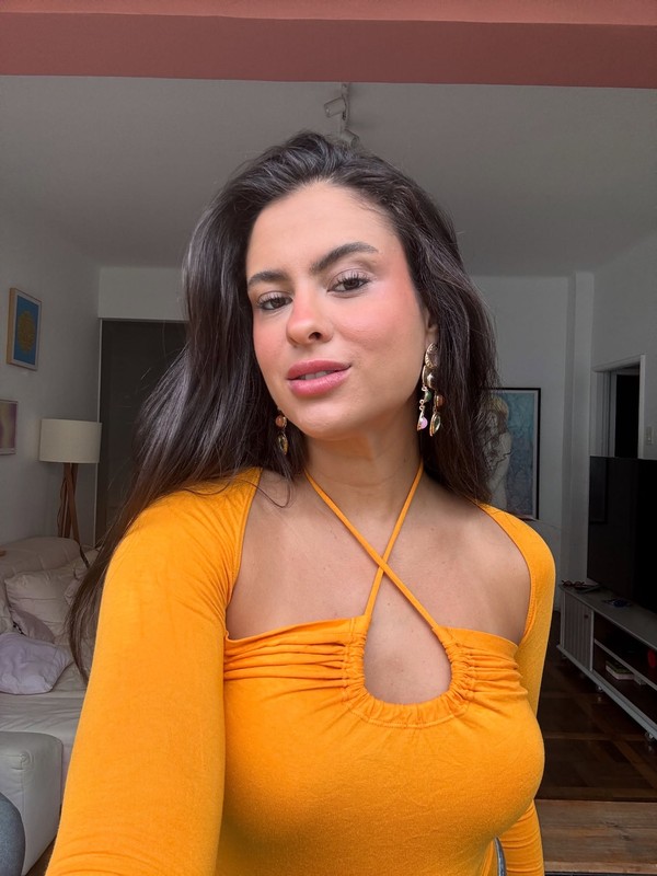 Hana Khalil quer combater 'superficialidade' na internet: 'A ...