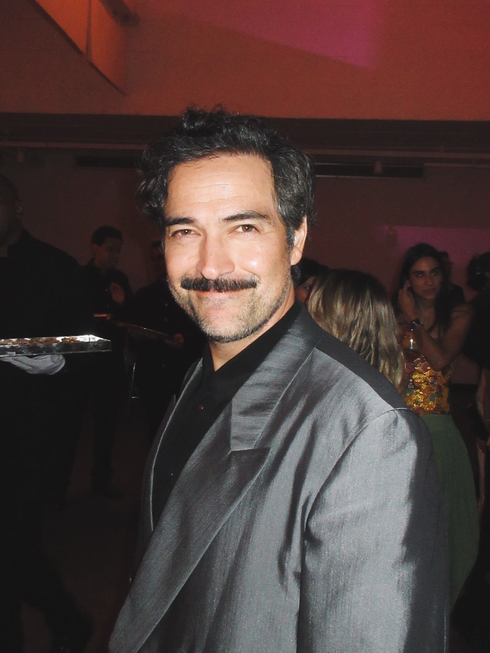 Alfonso Herrera — Foto: Mateus Phyno/ Quem