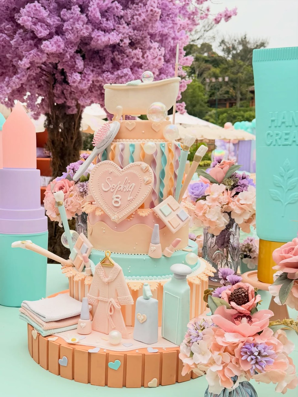 Maíra Cardi faz festão luxuoso de 3 dias com tema spa para aniversário da filha Sophia; confira os detalhes! — Foto: Reprodução/Instagram/@twiggysk