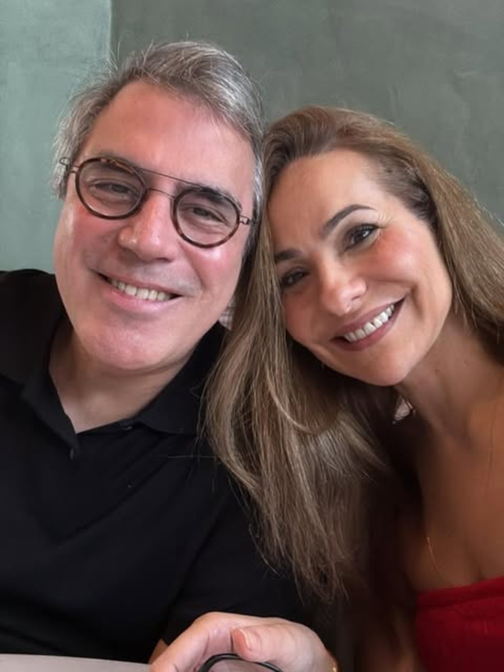 Maria Beltrão posta fotos raras com o marido para comemorar 13 anos de ...