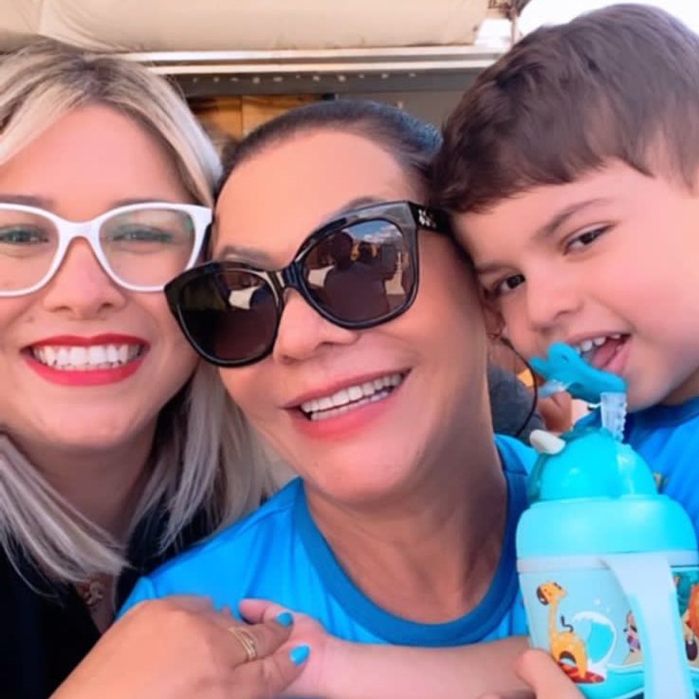 Juliana Cavalheiro, dona Ruth e Léo — Foto: Reprodução: Instagram