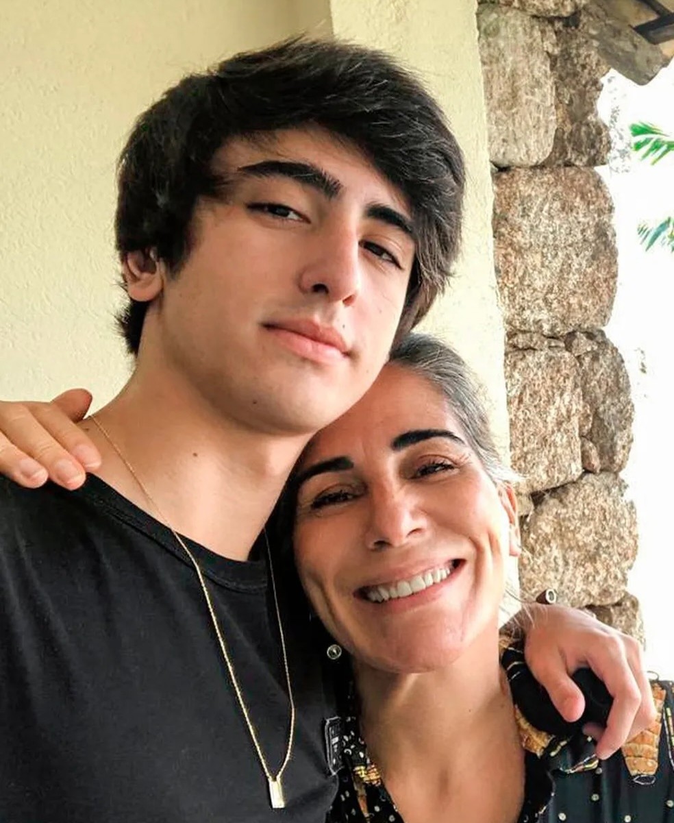 Gloria Pires celebra aniversário de 22 de filho caçula — Foto: Reprodução/Instagram