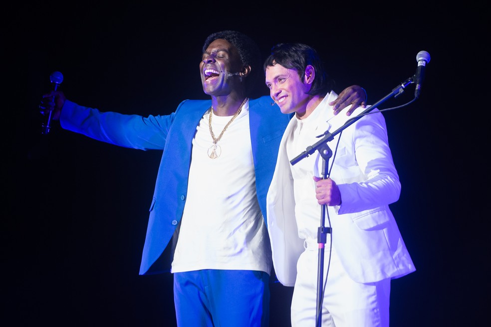 Cena de 'O Neguinho da Beija-Flor – Musical' — Foto: Letycia Miller/BrazilNews