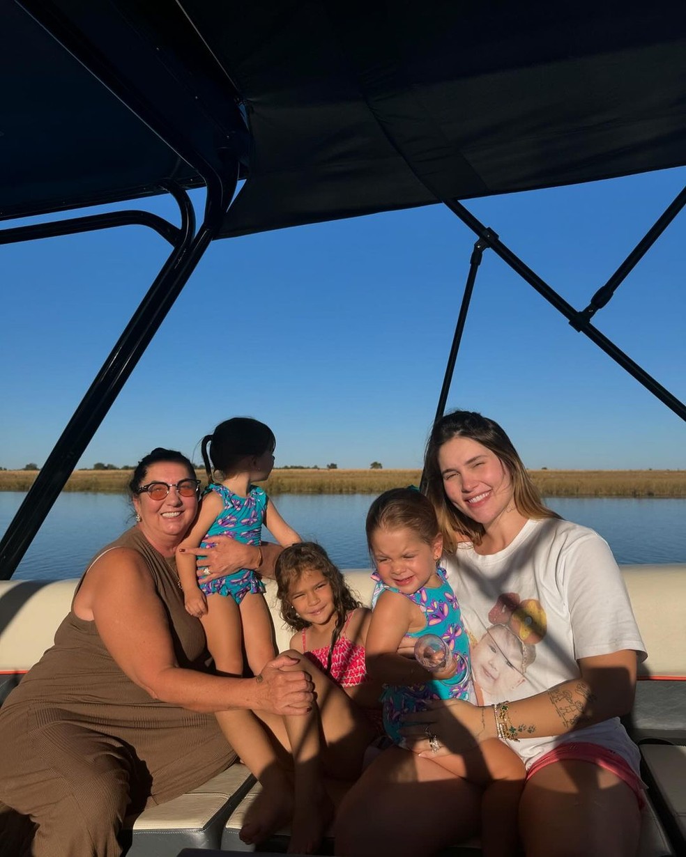 Virginia Fonseca, Maria Alice, Maria Flor e Margareth Serrão — Foto: Reprodução/Instagram