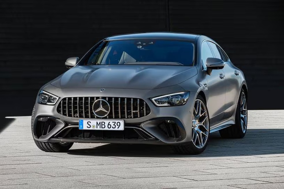2023 Mercedes-Benz AMG GT 63 S  Foto: Divulgao