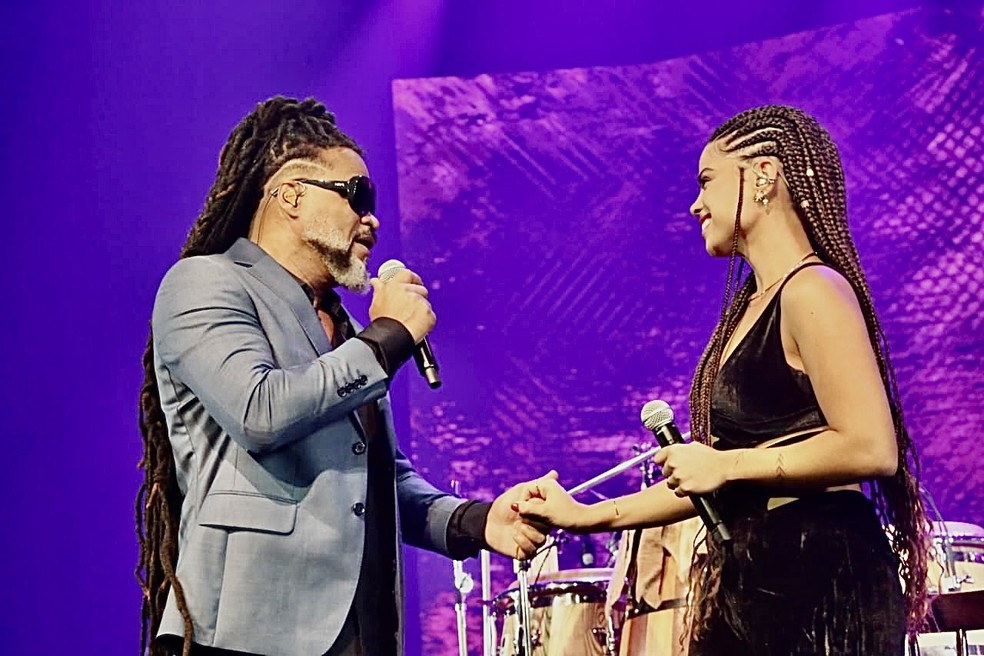 Carlinhos Brown e Clara Buarque — Foto: Edgar de Souza/AgNews