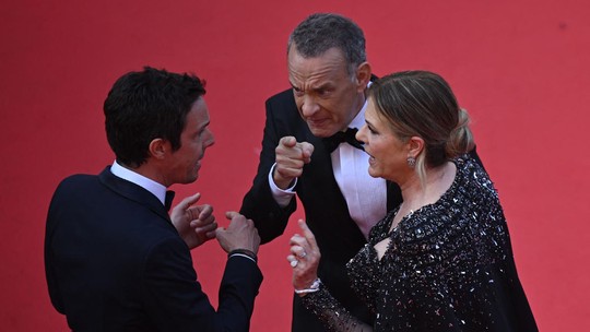 Mulher de Tom Hanks esclarece conversa acalorada no red carpet de Cannes