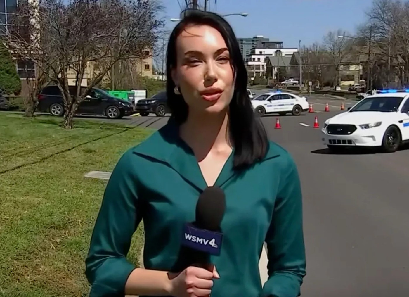 Repórter que cobre tragédia nos EUA revela ser sobrevivente de tiroteio ...