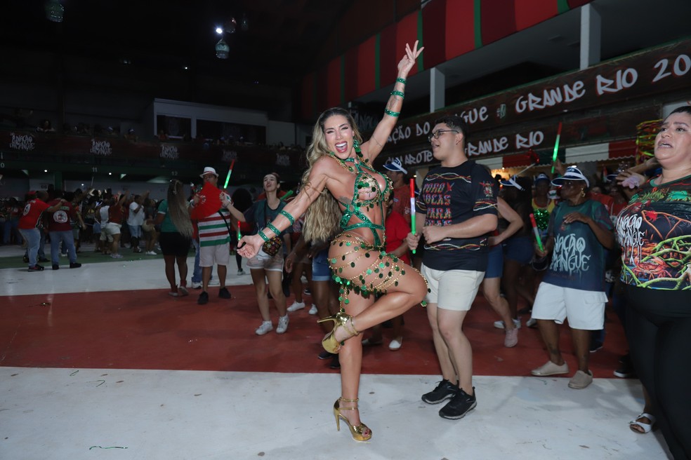Tati Minerato — Foto: THIAGO MATTOS E DANIEL PINHEIRO/BRAZIL NEWS
