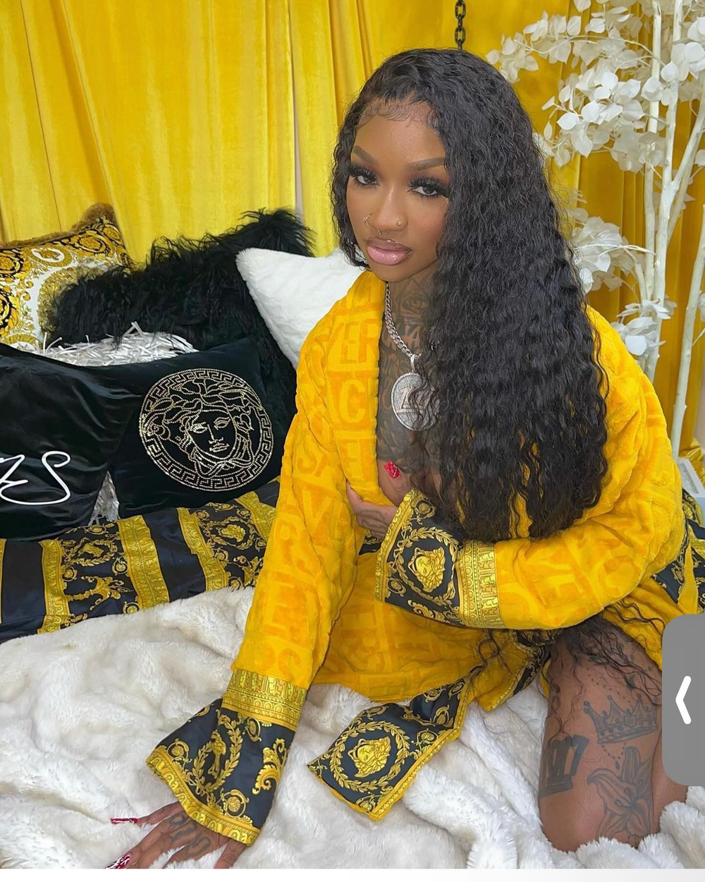 Rapper Enchanting morre, aos 26 anos, um dia após ser internada ...