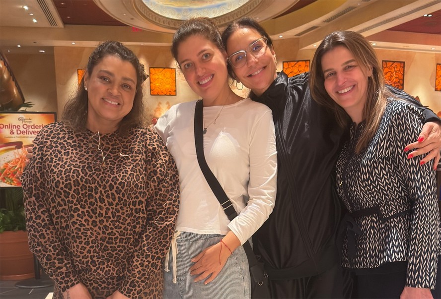 Preta Gil, Malu Barbosa, Ivete Sangalo e Roberta Saretta