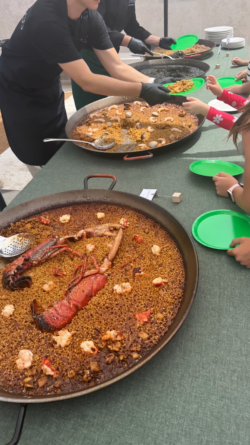 Aniversário de 8 anos de Eva e Mateo, gêmeos de Cristiano Ronaldo — Foto: Reprodução/Instagram