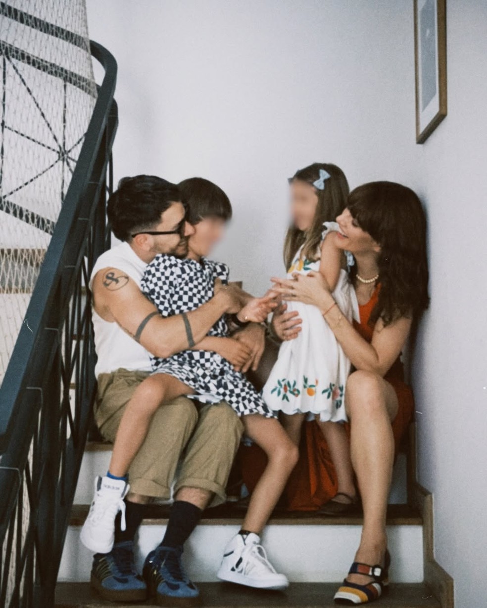 Junior Lima e Monica Benini com os filhos — Foto: Reprodução/Instagram