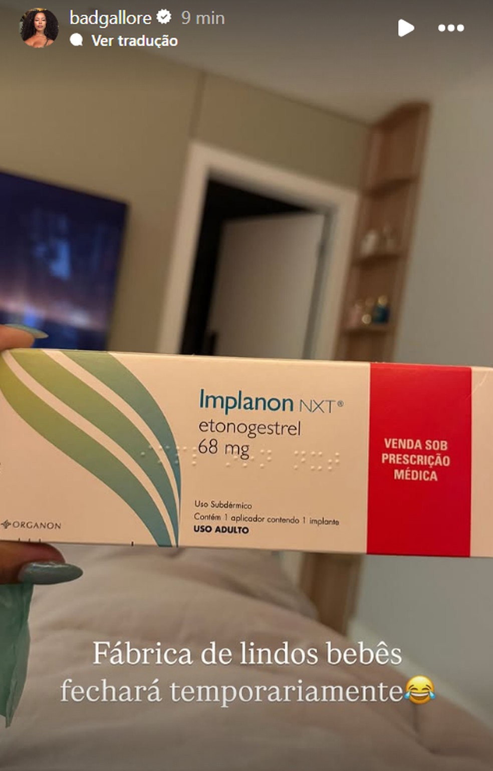 Lorena Maria exibe contraceptivo após nascimento do filho com MC Daniel