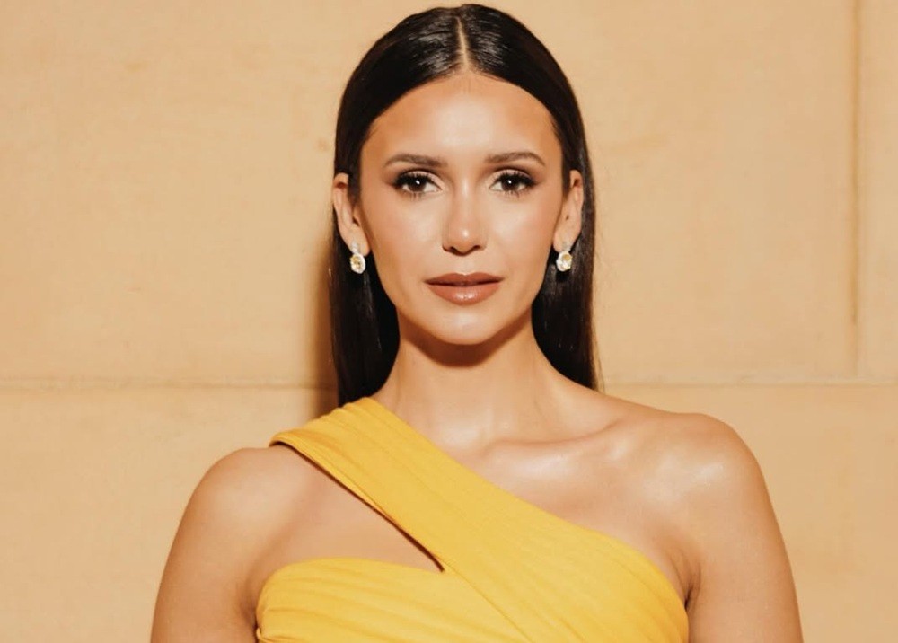 Nina Dobrev é retirada do tapete vermelho de Festival de Veneza por segurança - QTU Questões do Universo