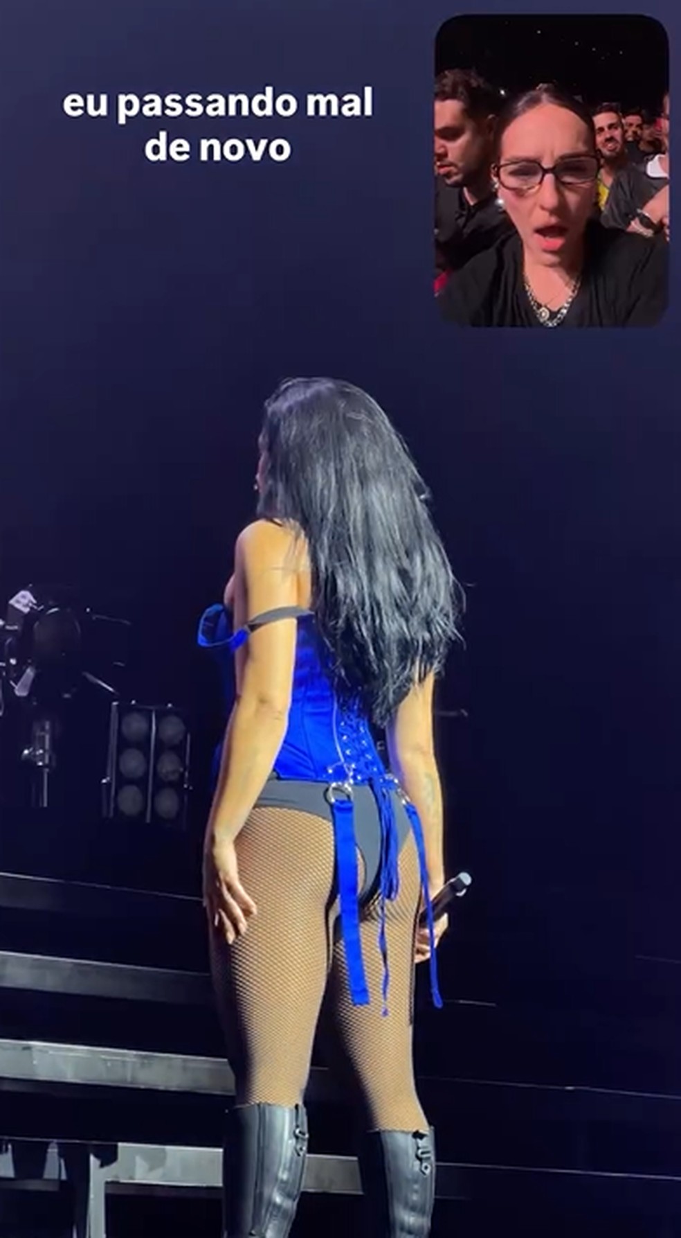 Kéfera no show de Demi Lovato — Foto: Reprodução/Instagram