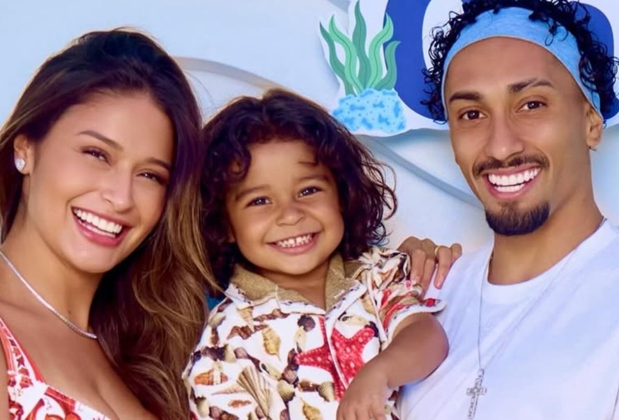 Raphinha, da Seleção, celebra 3 anos do filho com festão; veja tema