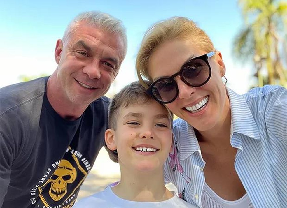 Ana Hickmann e Alexandre Correa são pais de Alexandre (Foto: Reprodução / Instagram) — Foto: Quem