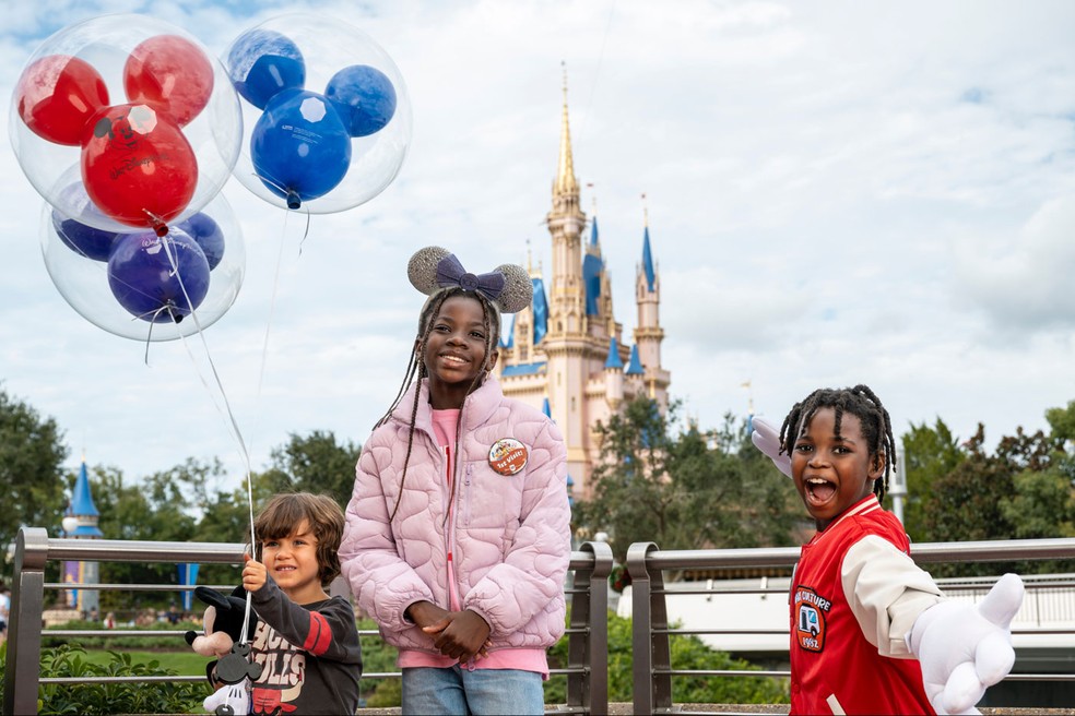 Zyan, Títi e Bless na Disney — Foto: Omark Reyes/Walt Disney World Resort