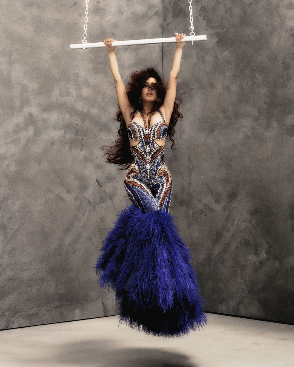 Priscila Senna usa look luxuoso em estreia no Rock in Rio — Foto: Lufree