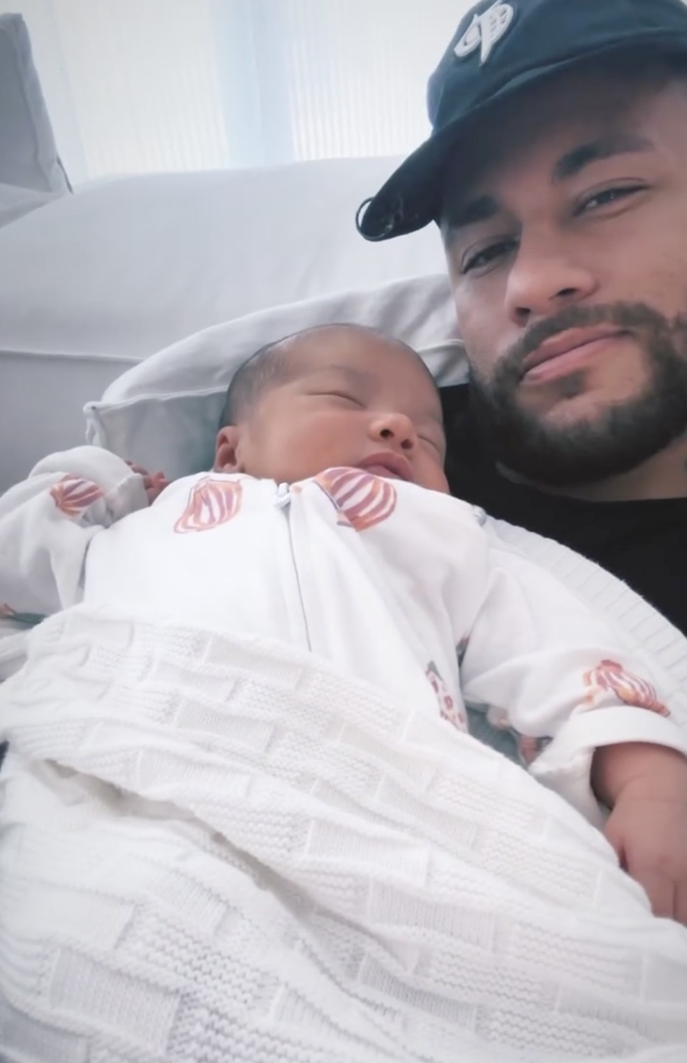Neymar e Mavie — Foto: Reprodução / Instagram