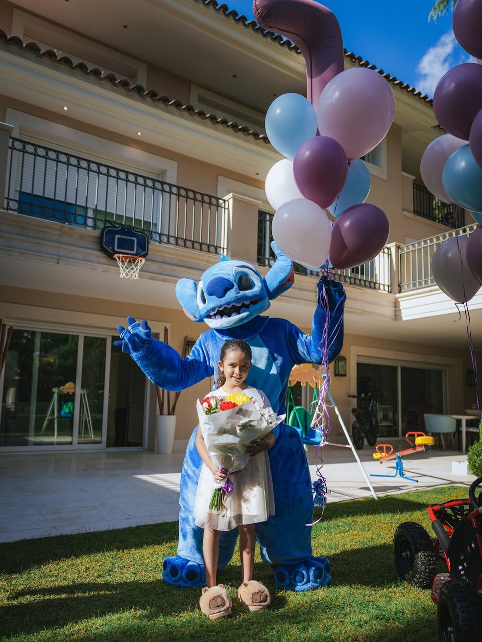 Léo Pereira celebra 7 anos de Helena, sua filha com Tainá Militão — Foto: Reprodução/Instagram