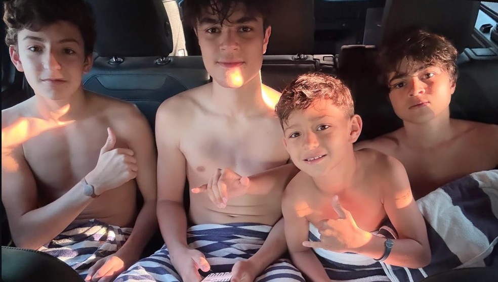 Os filhos de Juliana Paes com amigos — Foto: Reprodução/Instagram