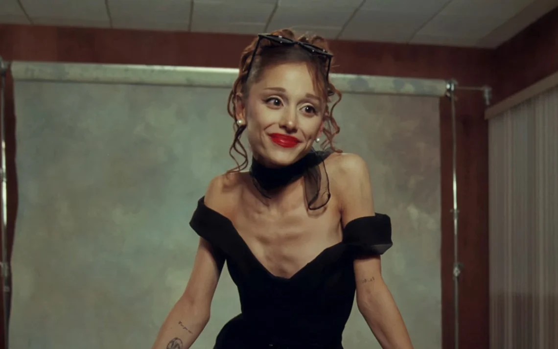 Ariana Grande anuncia pausa após críticas por magreza extrema: 