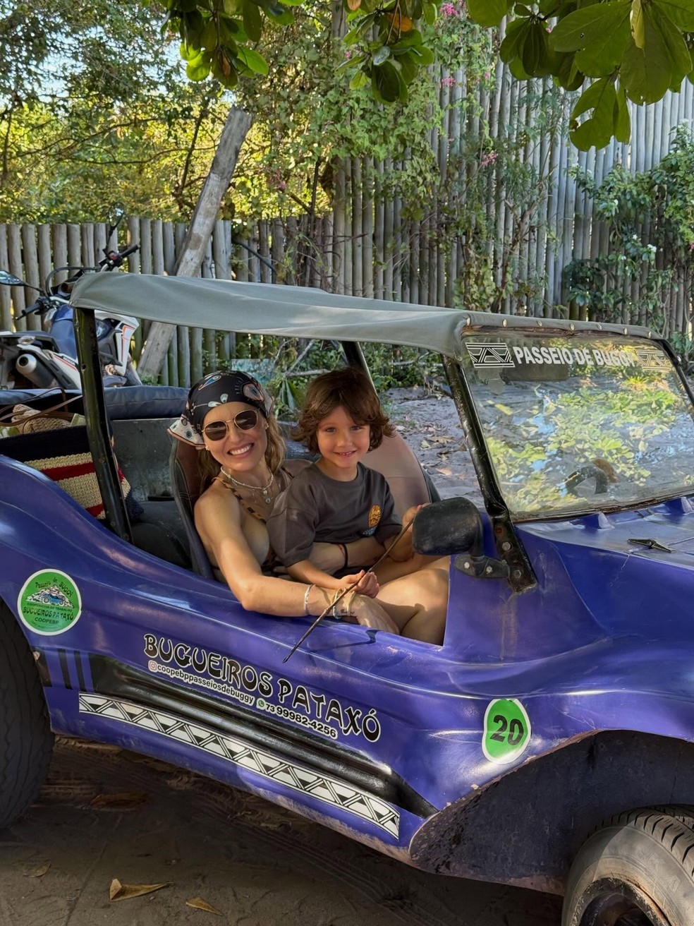 Bruno Gagliasso abre álbum de dias em família na Bahia — Foto: Reprodução/ Instagram