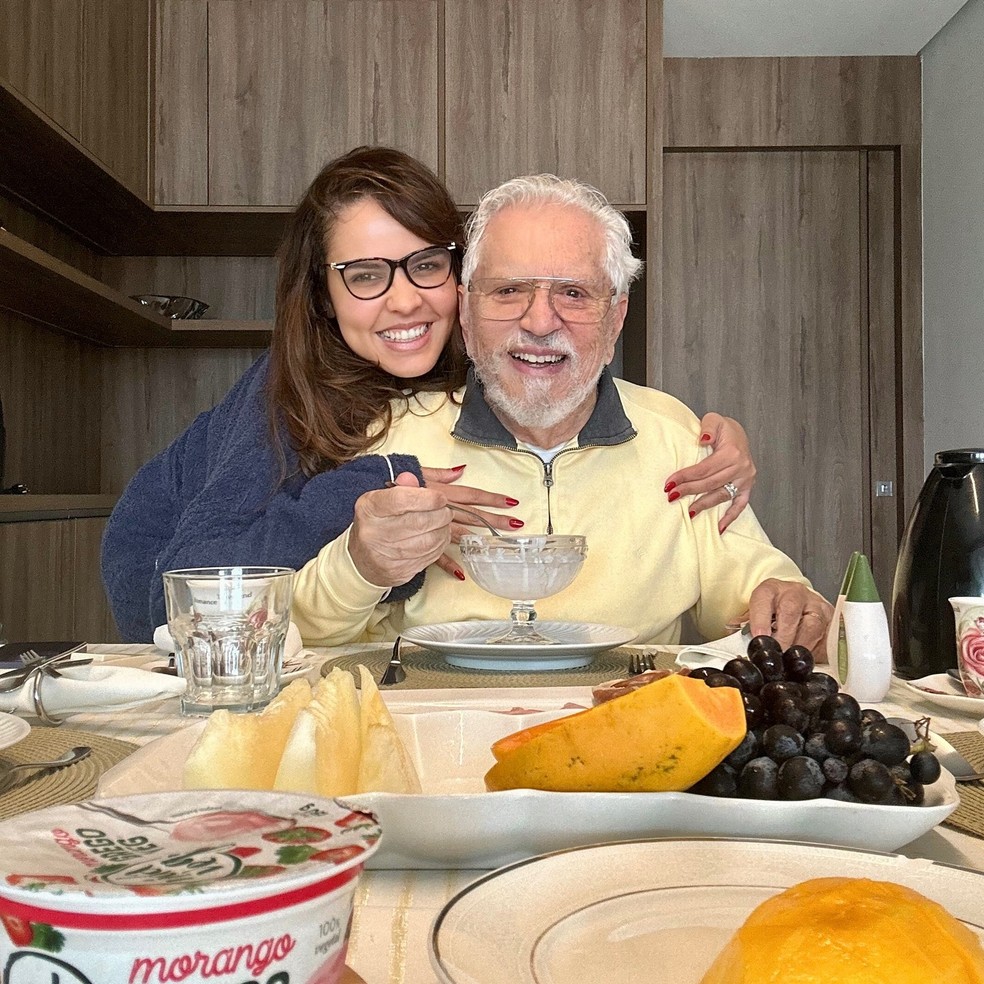 Carlos Alberto de Nóbrega defende a esposa, acusada de acabar com seu ...
