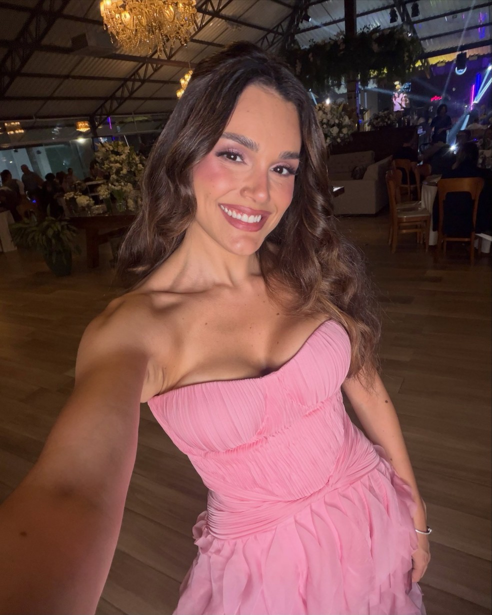 Letícia Gomes após emagrecer 23 quilos — Foto: Acervo pessoal