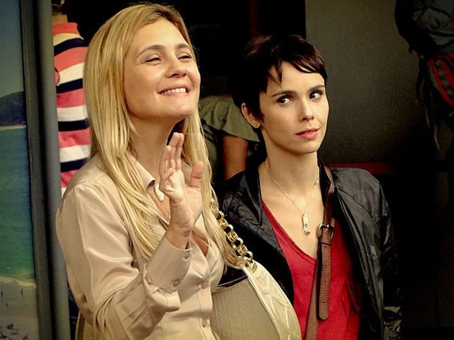Carminha (Adriana Esteves) e Nina (Débora Falabella)