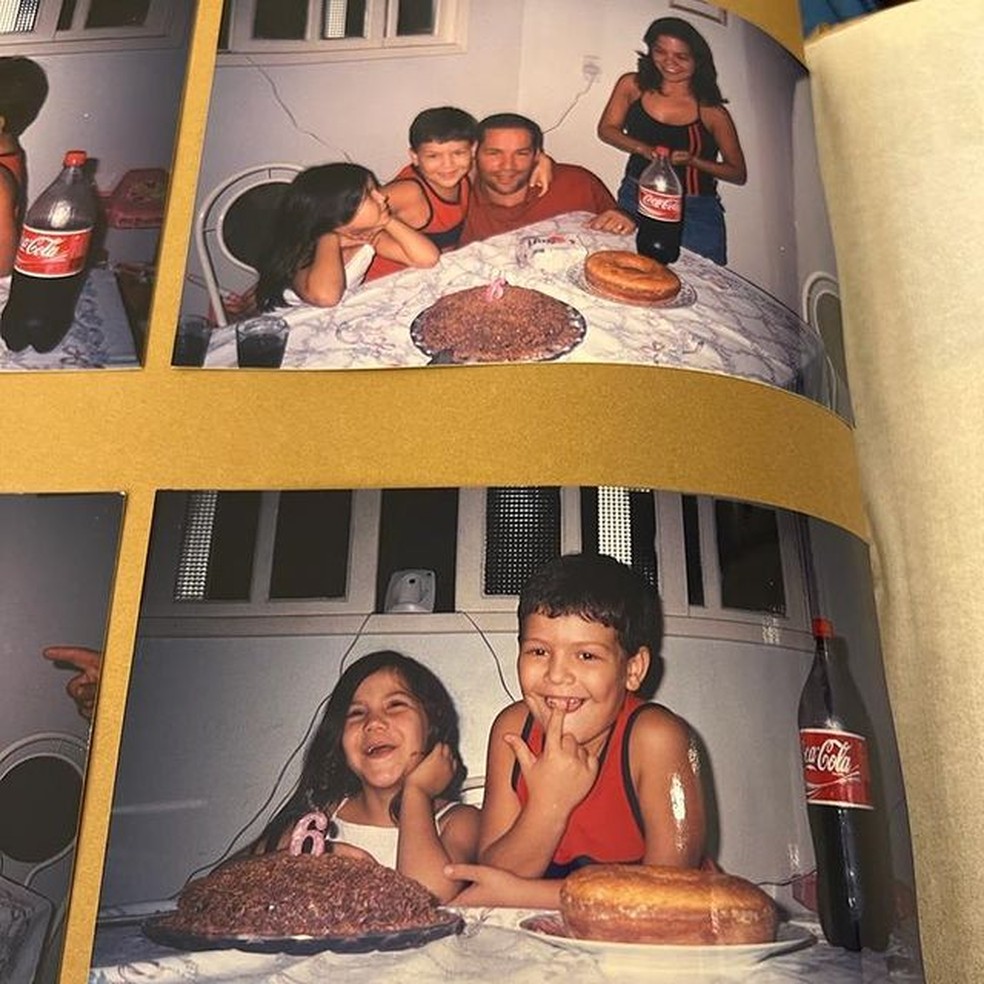 Sarah e Saulo Poncio na infância — Foto: Instagram