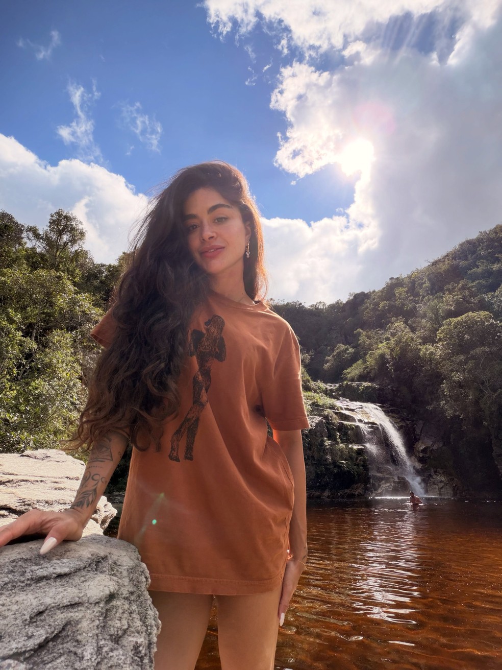 Aline Campos em viagem para Ibitipoca, Minas Gerais — Foto: Reprodução/Instagram