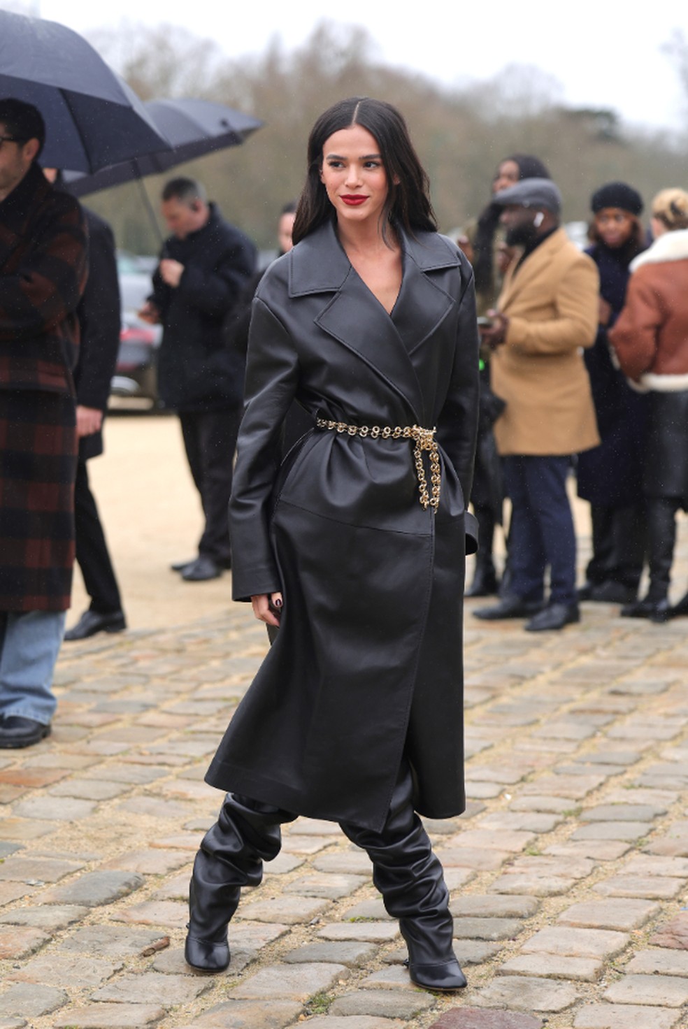 Bruna Marquezine na Semana de Moda de Paris — Foto: Getty Images