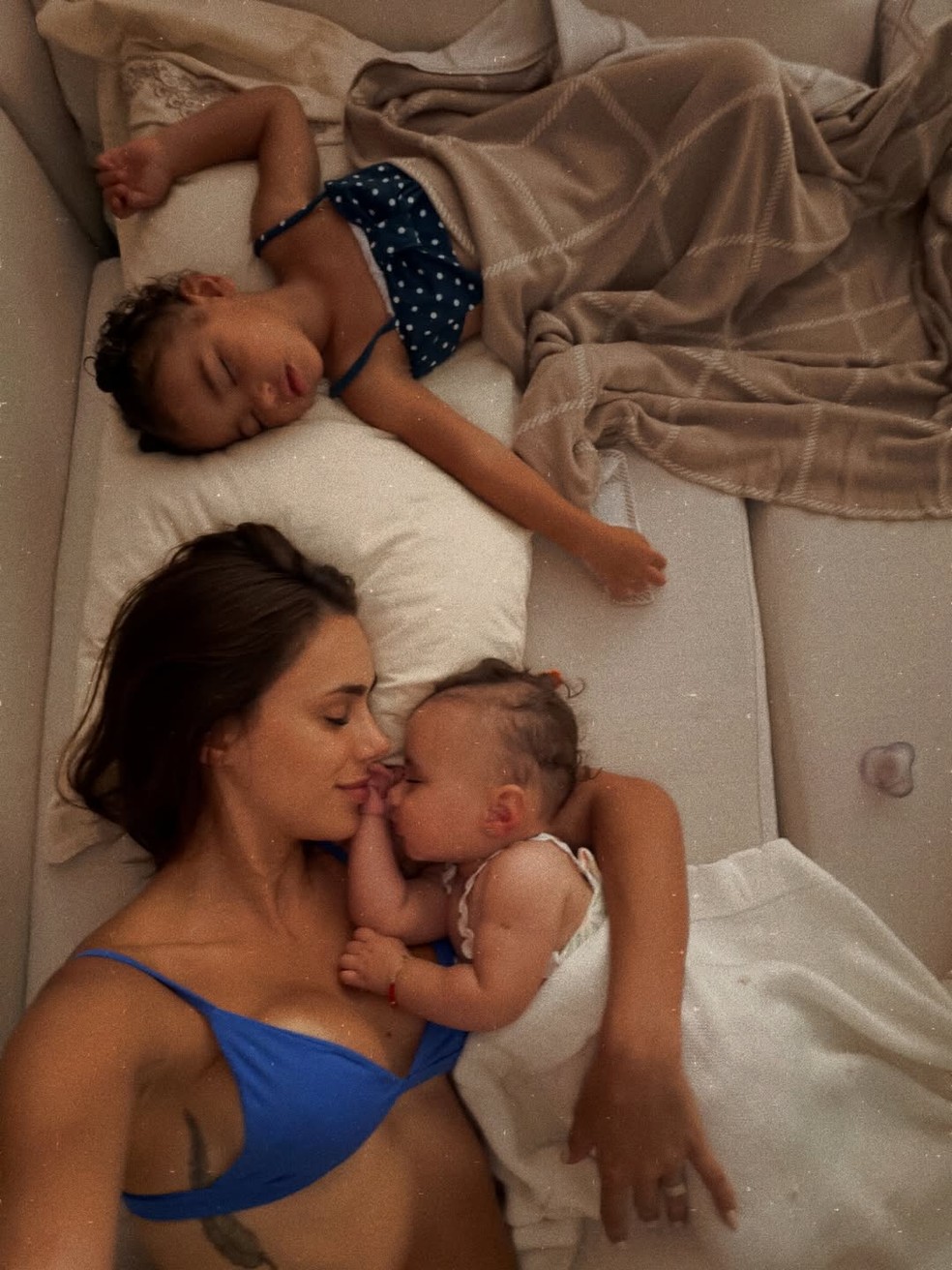 Bruna Biancardi com as filhas, Mel e Mavie — Foto: Reprodução/Instagram