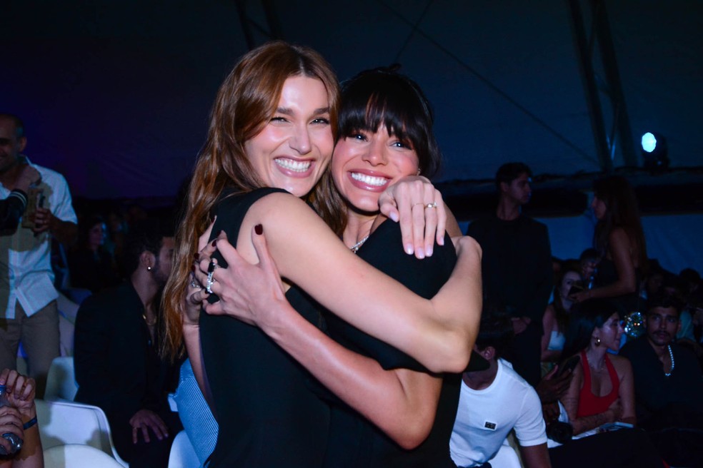 Bruna Marquezine e Sasha Meneghel — Foto: Webert Belicio/AgNews