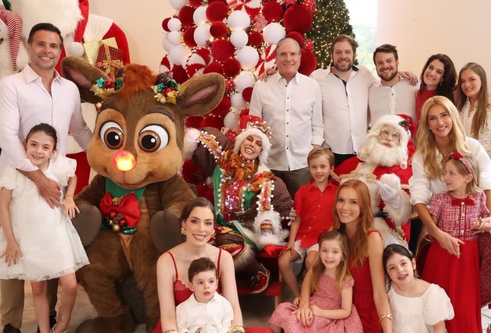 Família Justus antecipa o Natal com festa luxuosa em casa — Foto: Reprodução/ Instagram