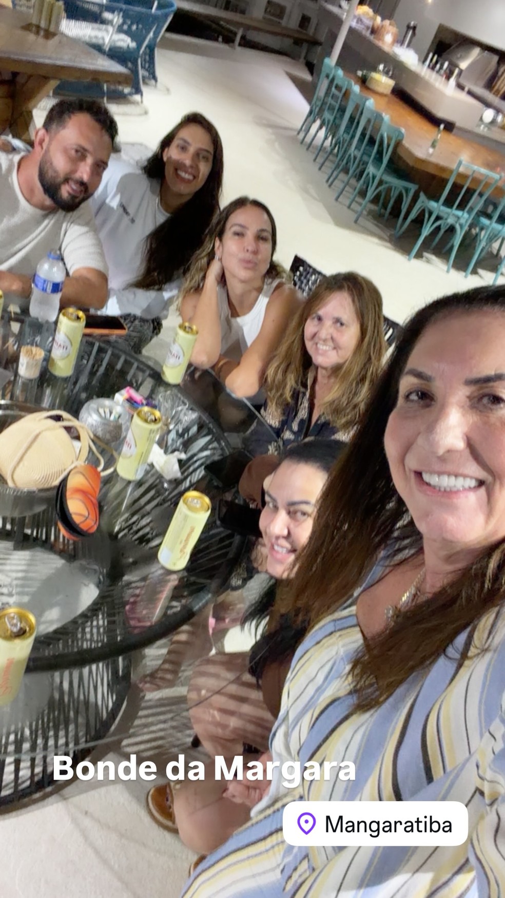 Margareth Serrão curte Mangaratiba (RJ) com o namorado e amigas — Foto: Reprodução/Instagram