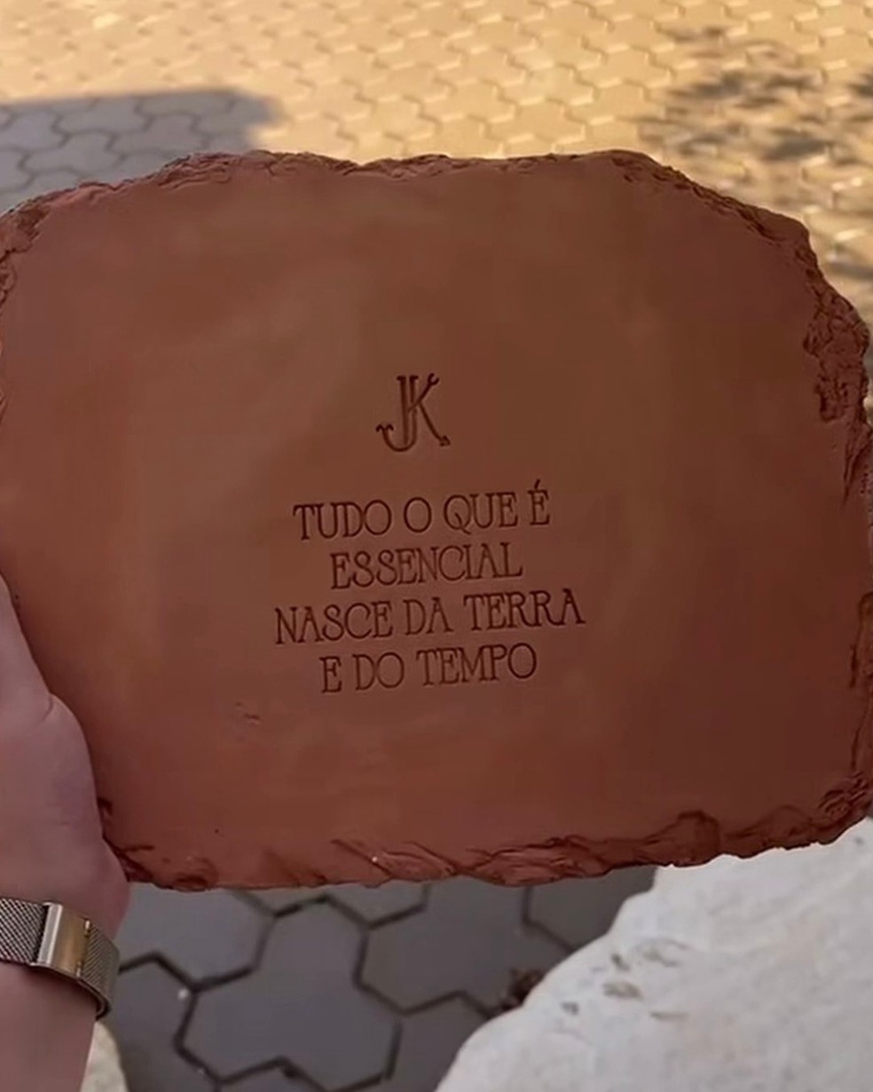 Convite de recepção do casamento de Juliette — Foto: Reprodução/Instagram