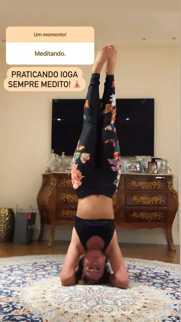 Zilu Godoy também é adepta à pratica de ioga — Foto: Reprodução/Instagram