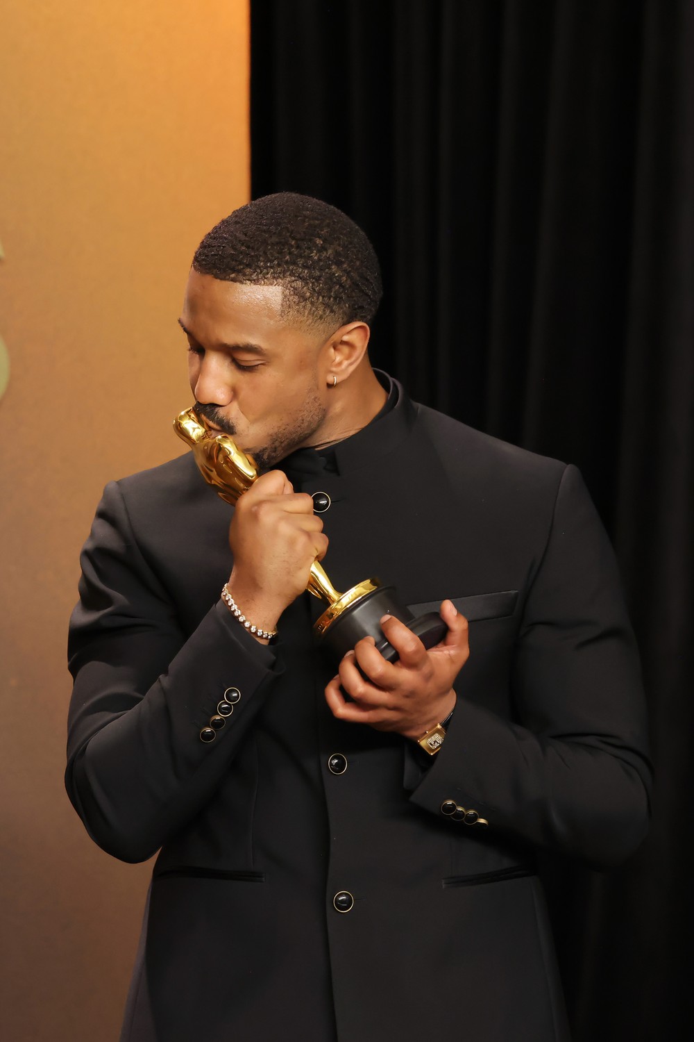 Michael B. Jordan supera Wagner Moura e vence como Melhor Ator no Oscar ...