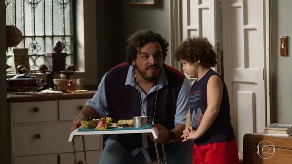 Luís Lobianco e Davi Queiroz em cena da novela 'Segundo Sol' (Globo, 2018) — Foto: Reprodução