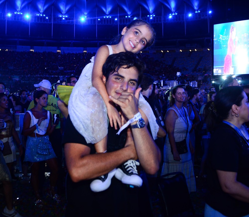 Ex de Ivete Sangalo, Daniel Cady celebra os 8 anos das filhas gêmeas