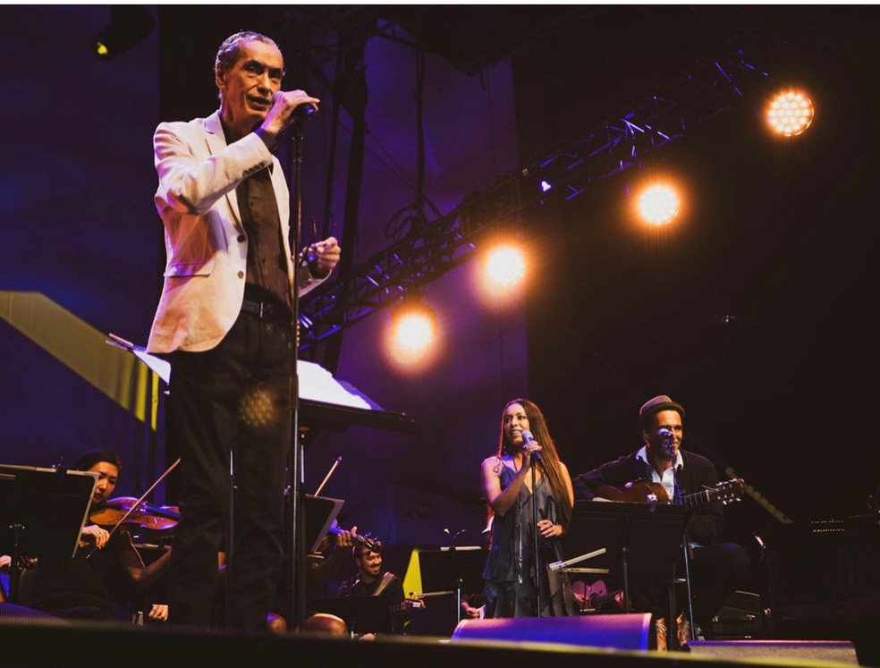Samantha Schmtz e Rog no show em Nova York da primeira turn nos EUA de Arthur Verocai  Foto: Divulgao/ Leandro Justen