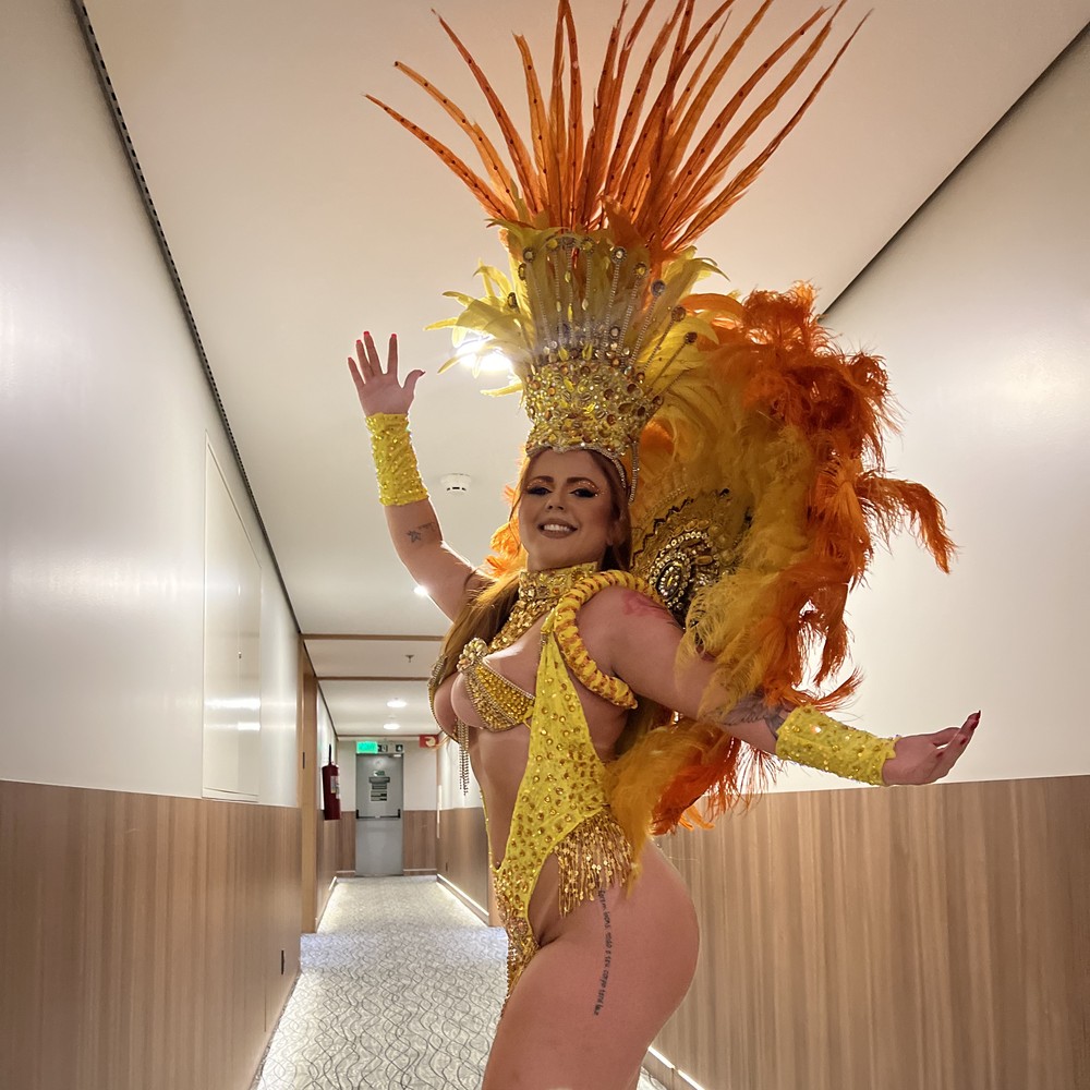 Carnaval 2025: Musa diz sofrer 'naturalfobia' por corpo natural sem ...