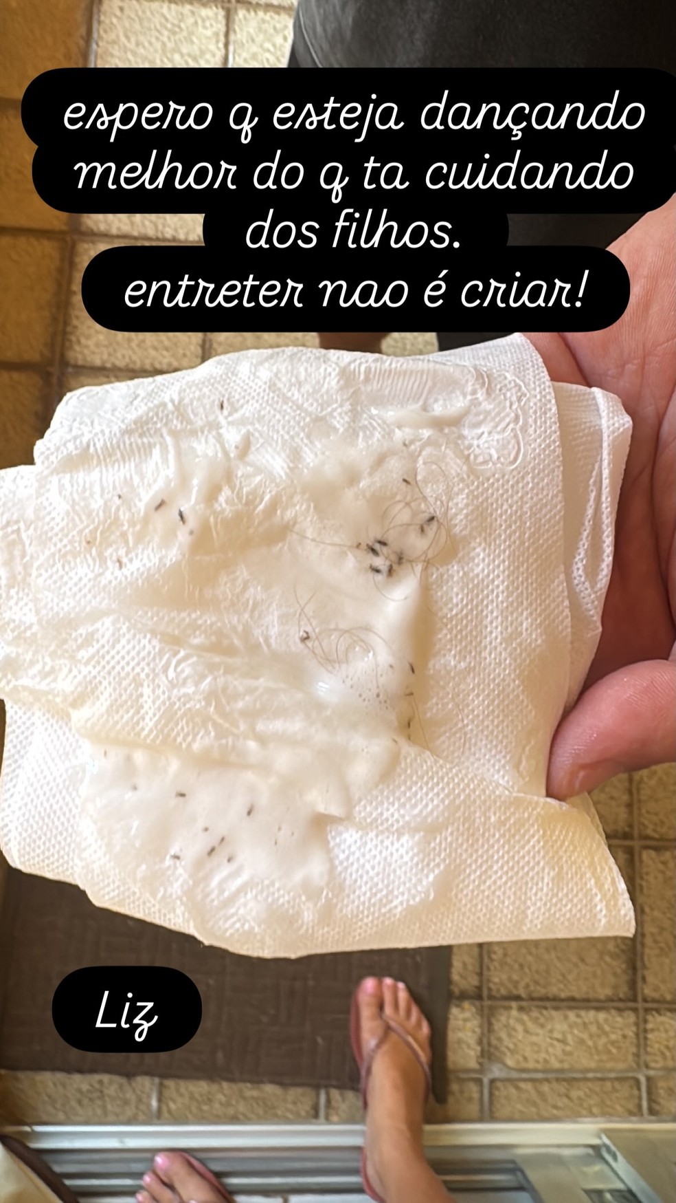 Piovani culpa Scooby por piolhos e machucados dos filhos; surfista ...