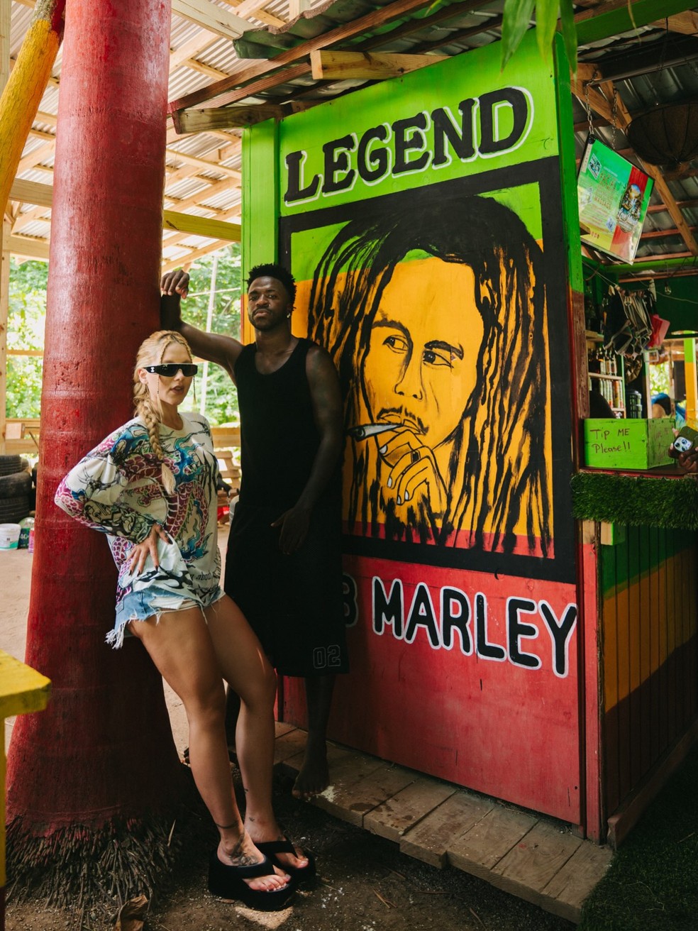 Virginia Fonseca e Vini Jr. fazem viagem romântica à Jamaica — Foto: Reprodução/ Instagram @douglonez