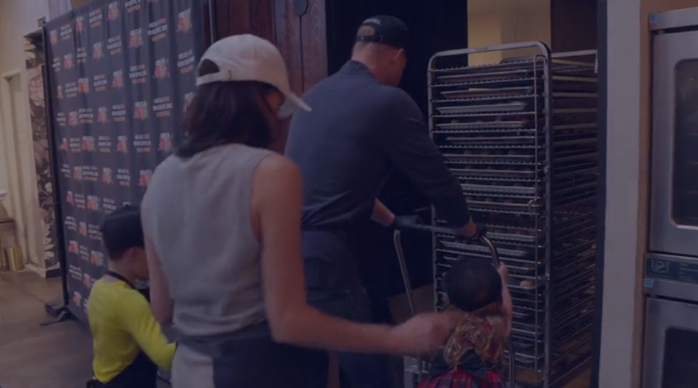 Príncipe Harry, Meghan Markle e os filhos — Foto: Reprodução/Instagram